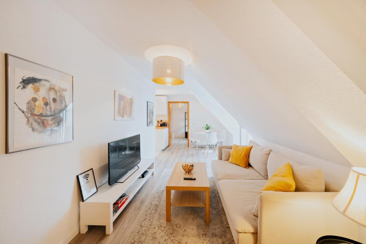 Apartment Bliss Place - Serviced - Arbeitsplatz, Zentral, Kueche, Waschmaschine, Smarttv *