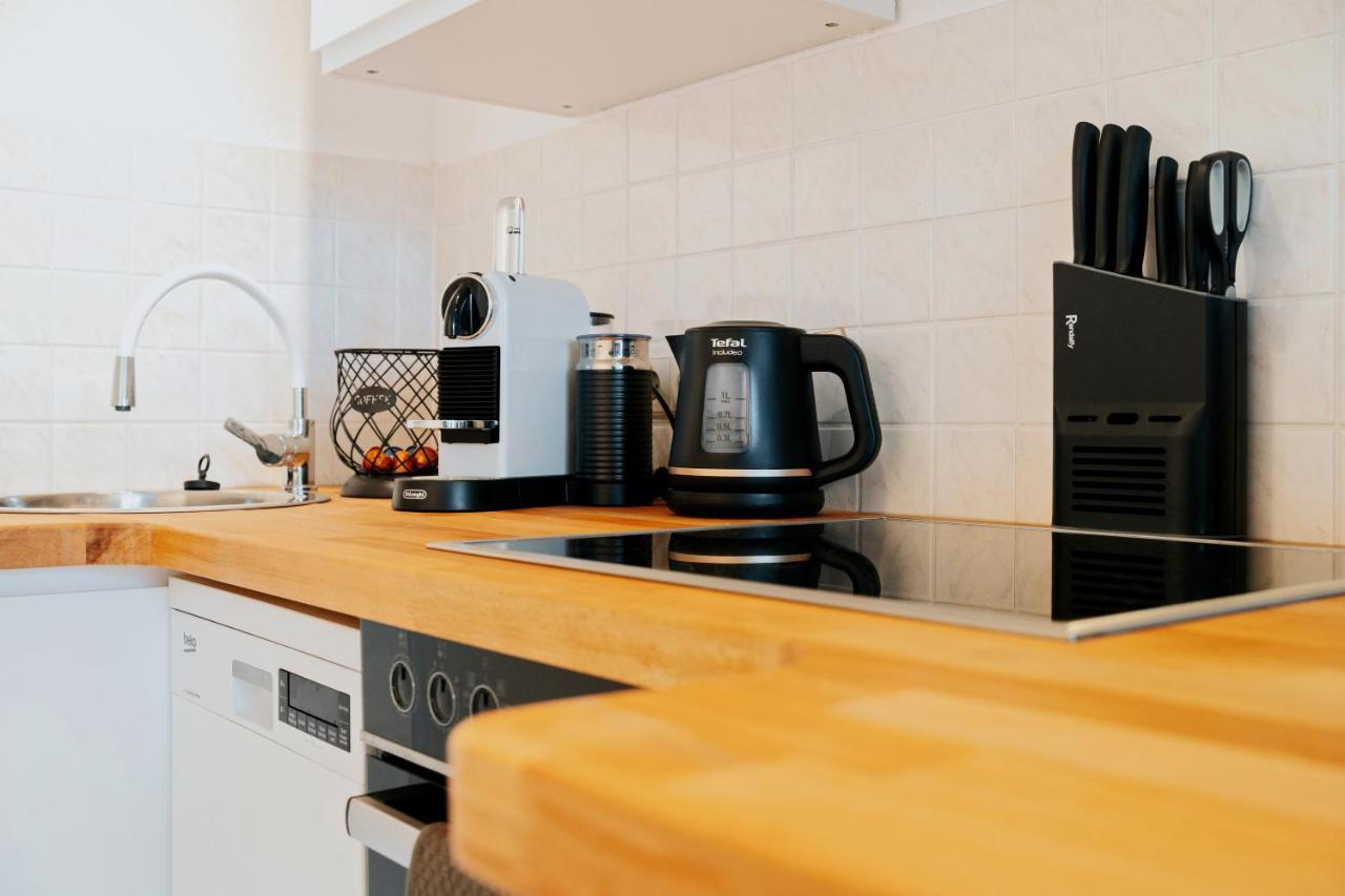 Apartment Bliss Place - Serviced - Arbeitsplatz, Zentral, Kueche, Waschmaschine, Smarttv Magdeburg